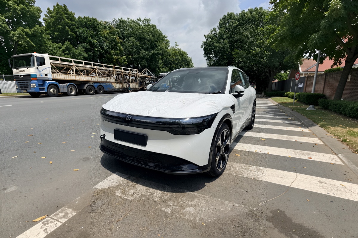 Zeekr 7X RHD