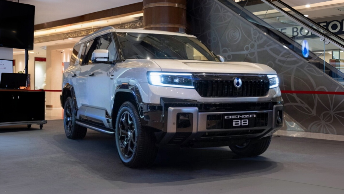 Denza B8 RHD in Tanzania: Premium Chinese Hybrid SUV Solution for Business and Luxury SUV Buyers