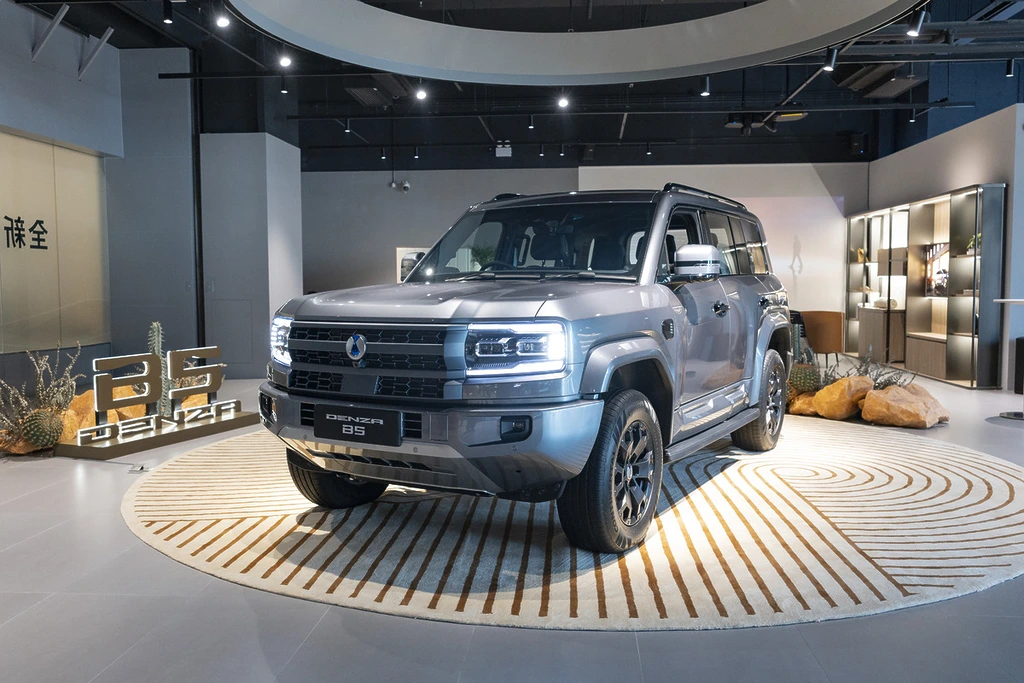 DENZA B5 RHD – A premium plug-in hybrid 4x4 for Trinidad & Tobago buyers seeking luxury, performance and long-distance flexibility.