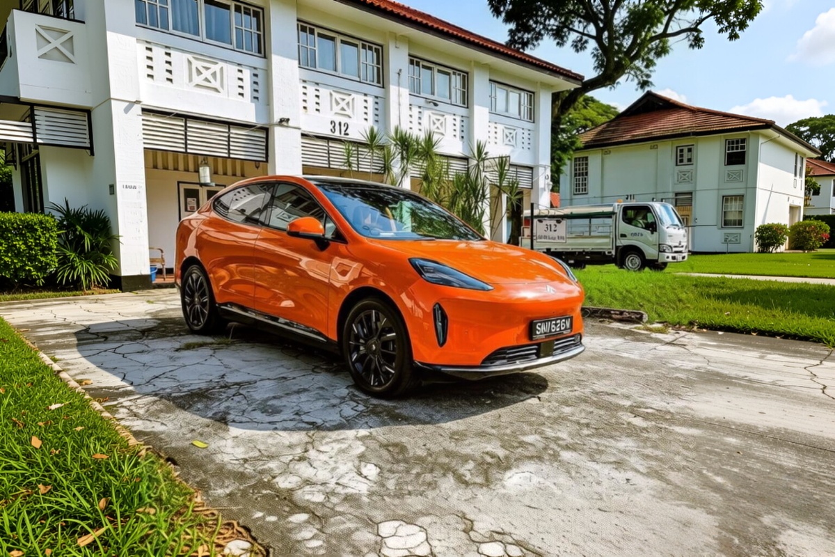 HYPTEC HT RHD – A premium electric SUV option for buyers in Trinidad & Tobago and other right-hand-drive markets.