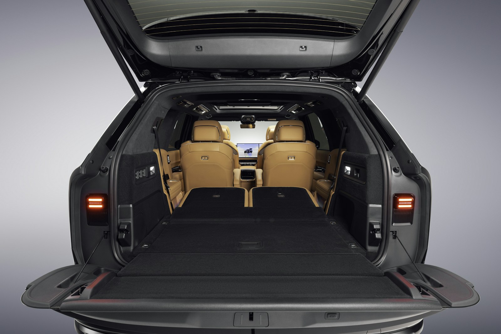 ZEEKR 9X open split tailgate and luggage area with rear seats folded — official model reference | CHINA EV SOURCE